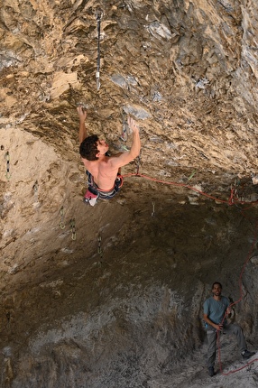 Luca Bacer - Luca Bacer su 'Sanjski par extension' (9a) a Mišja Peč in Slovenia.