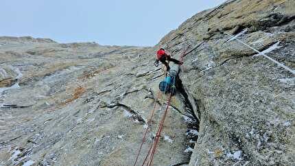 Moose's Tooth, Alaska, Paweł Hałdaś, Marcin Tomaszewski - making the first ascent of 'Zimne wojny', Cold Wars, in the Moose's Tooth massif, Alaska (Paweł Hałdaś, Marcin Tomaszewski 28/02-08/03/2024)