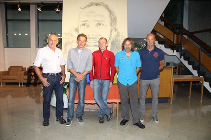 Karl Unterkircher Award 2012 - The Jury of the Karl Unterkircher Award 2012: Dr. Oswald Oelz (President), Ivo Rabanser, Carlo Caccia, Christoph Hainz and Silvio Mondinelli.