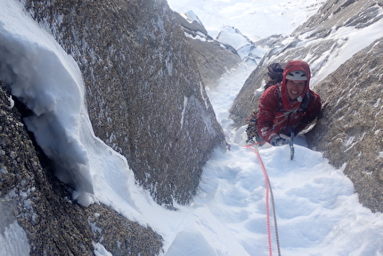 Aiguille du Nantillon, Envers des Aiguilles, Mont Blanc, Hypnotic Lain, Oliver Gajewski, Santiago Padrós - The first ascent of 'Hypnotic Lain' on Aiguille du Nantillon, Envers des Aiguilles, Mont Blanc (Oliver Gajewski, Santiago Padrós 19-20/02/2024)