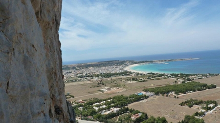 Monaco di Clausura, San Vito Lo Capo - Fabio Failla and Luigi Filocamo during the first ascent of Monaco di Clausura  (5 pitches, 6c max, 6b+ oblig), Pizzo Monaco, San Vito Lo Capo, Sicily.