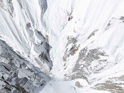 Hypnotic Lain e Folie Perseverante, due nuove vie di misto all'Envers des Aiguilles, Monte Bianco