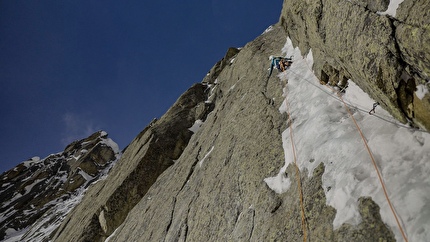 Syndrome de l’oubli discovered on Deuxième Pointe de Nantillons by Mathieu Maynadier & Ladevant brothers