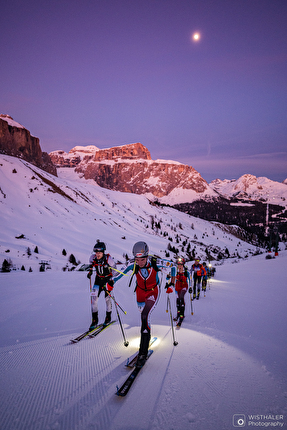 Sellaronda Skimarathon 2024 - La salita a Passo Gardena, Sellaronda Skimarathon 2024