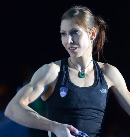 Coppa del Mondo Lead 2012 - La prima tappa della Coppa del Mondo Lead 2012 di Chamonix: Mina Markovic