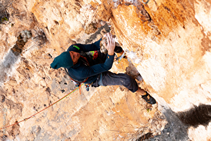 Parete dei Rotoli, Palermo, Sicily, Jonathan Bonaventura - The first free ascent of 'I Colombiani' on Parete dei Rotoli at Palermo, Sicily (Jonathan Bonaventura, Fabrizio Carmina, Martino Quintavalla 27-29/12/2024)