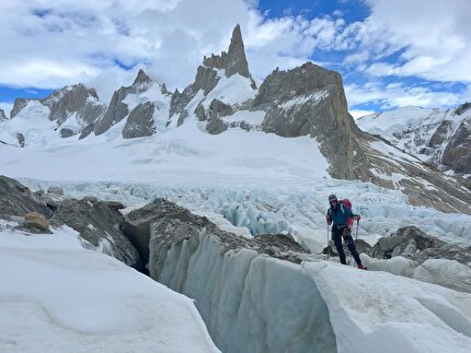 Via Afanassieff, Fitz Roy, Patagonia, Chiara Gusmeroli, Matteo De Zaiacomo - La ripetizione della Via Afanassieff, Fitz Roy, Patagonia, di Chiara Gusmeroli e Matteo De Zaiacomo, gennaio 2024