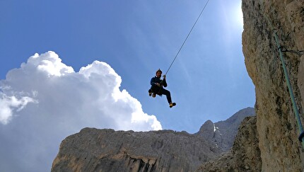 Vajolet Towers, Rosengarten, Dolomites, Luca Giupponi, Marco Fiorentini, Dino Vanzetta - Luca Giupponi abseiling off 'Tokyo 2021' on Torre Est, Vajolet Towers, Rosengarten, Dolomites (Luca Giupponi, Marco Fiorentini, Dino Vanzetta)