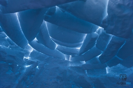 Alaska - New routes in Alaska's Revelation Mountains by the Slovenian Freeapproved Team from 10/04 - 02/05/2012