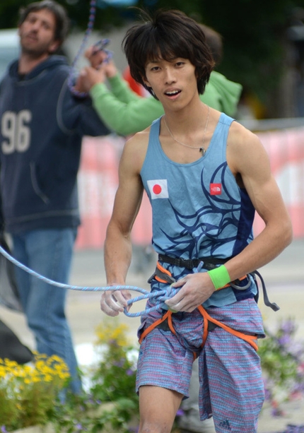 Lead World Cup 2012: Sachi Amma and Hélène Janicot win in Briançon