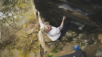 Shauna Coxsey - Shauna Coxsey su 'The Boss' (8B+) a Yarncliffe, Inghilterra