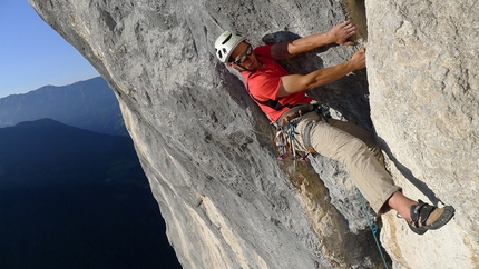 Križevnik - Il 17/06/2012 Luka Lindic e Andrej Grmovšek hanno liberato la loro nuova via di più tiri Rajčeva (8a, 250m) sulla parete nord del Križevnik in Slovenia.