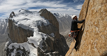 Edu Marin - Edu Marín su 'Eternal Flame' sulla Nameless Tower, Trango, Pakistan
