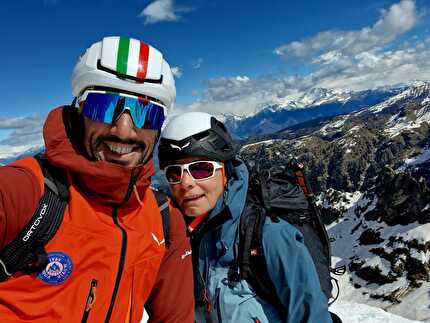 Cima Mezzaluna dei Piazzotti, Val Gerola, Val Tronella, Cristian Candiotto, Chiara Grattarola - L'apertura di 'Stai nel Chilling' alla Cima Mezzaluna dei Piazzotti in Val Tronella (Cristian Candiotto, Chiara Grattarola 17/04/2024)