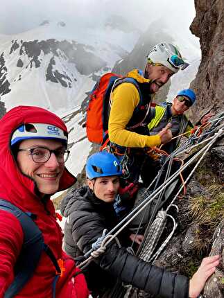 Cima Orientale dei Piazzotti, Val Gerola - L'apertura di 'W le mamme' alla Cima Orientale dei Piazzotti (Andrea Biraghi, Cristian Candiotto, Christian Leonarduzzi Niccolò Quaglia 9-10/05/2024)