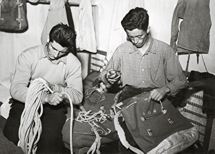 Walter Bonatti - Walter Bonatti e Luciano Ghigo al Rifugio Torino