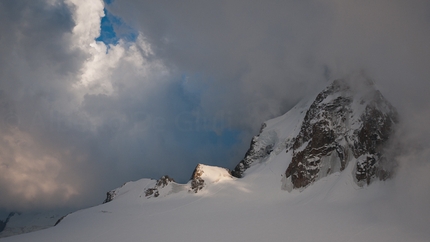 Monte Bianco - Luci del tramonto sulla Pointe Lachenal