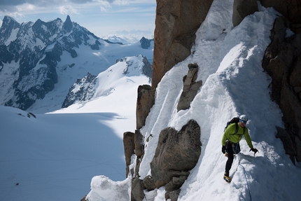 Monte Bianco - Giovanni Senoner sull' Arête des Cosmiques