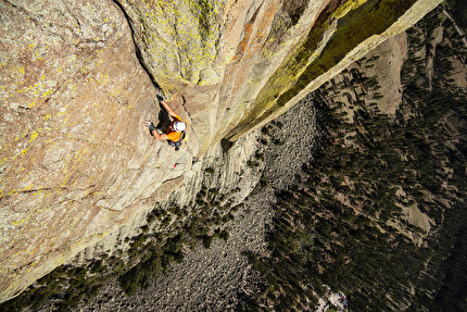 Jesse Dufton, Devil's Tower, USA - Il climber cieco Jesse Dufton sale 'El Matador' sulla Devil's Tower in Wyoming, USA il 15/05/2024