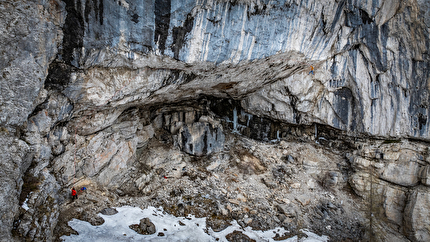 Victor Varoshkin, Tomorrow’s World, Marmolada, Dolomites - Victor Varoshkin repeating 'Parallel World' D16 in pure DTS style at Tomorrow’s World, Marmolada, Dolomites, May 2024
