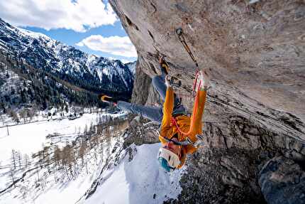 Victor Varoshkin, Tomorrow’s World, Marmolada, Dolomites - Victor Varoshkin repeating 'Parallel World' D16 in pure DTS style at Tomorrow’s World, Marmolada, Dolomites, May 2024