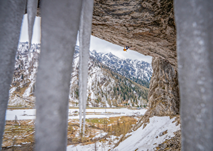 Victor Varoshkin, Tomorrow’s World, Marmolada, Dolomites - Victor Varoshkin repeating 'Parallel World' D16 in pure DTS style at Tomorrow’s World, Marmolada, Dolomites, May 2024