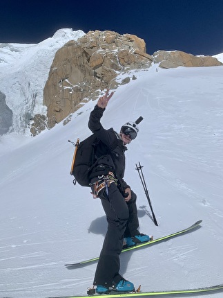 Mont Blanc Brenva Face - The Diagonal of the Brenva Face (Mont Blanc) skied by Nico Borgeot, Gaspard Buro and Ross Hewitt