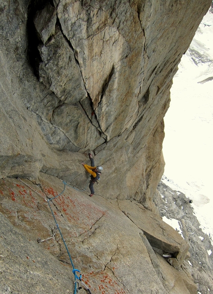 Divine Providence Mont Blanc - Luka Krajnc & Luka Lindič - The main corner