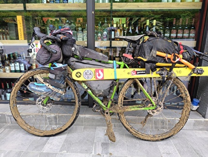 Ettore Campana, Scalo Sogni Caucaso - La bici usata da Ettore Campana nelle montagne del Caucaso, Georgia, per il suo progetto 'Scalo Sogni'