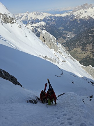 Enrico Lovato - Ricky e Luca Zanon sulla parete N-O del Gran Vernel (Marmolada).