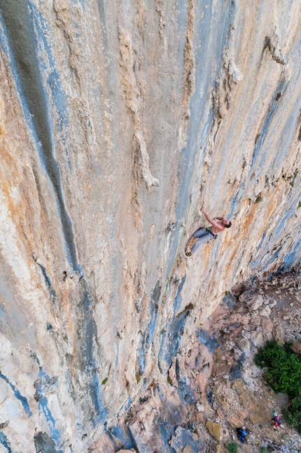 Tunisia - Rock climbing at Zaghouan, Tunisia