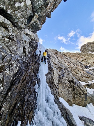 Cima di Pianalto, Vedrette di Ries, Simon Gietl, Jakob Steinkasserer - L'apertura di 'Hexentango' sulla parete ovest di Cima di Pianalto, Vedrette di Ries (Simon Gietl, Jakob Steinkasserer 30/04/2024)