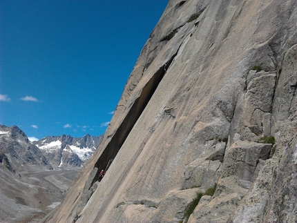 Grimsel Eldorado, Svizzera - Una cordata su Metal Hurlant, Grimsel Eldorado, Svizzera