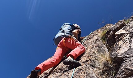 Pizzo Matto, Val Grosina, Valtellina - Il secondo tiro di Amici per sempre, Sass del Plan Sertif del Pizzo Matto, Val Grosina (Valtellina)