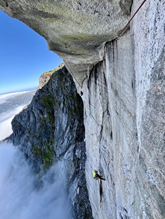 Tuva Stavø, Arctandria, Blåmann, Norway - Vegard Lillebudal jumaring up 'Arctandria' on Blåmann in Norway