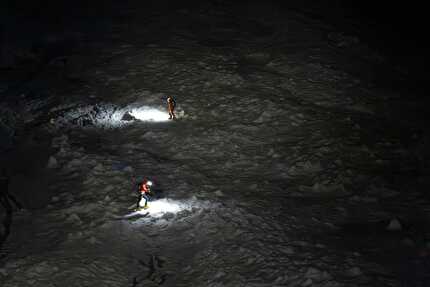 K2 70, Federica Mingolla, Silvia Loreggian, Marco Majori e Federico Secchi oltre il Campo 2