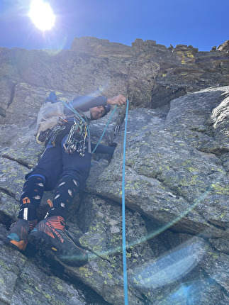 Courmaon, Valle Orco, Andrea Migliano, Lisa Seffusatti - L'apertura di 'Chiodo Fisso' sulla parete NE del Courmaon in Valle dell'Orco (Andrea Migliano, Lisa Seffusatti 04/07/2024)