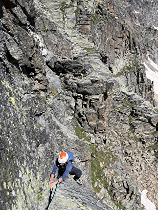 Courmaon, Valle Orco, Andrea Migliano, Lisa Seffusatti - L'apertura di 'Chiodo Fisso' sulla parete NE del Courmaon in Valle dell'Orco (Andrea Migliano, Lisa Seffusatti 04/07/2024)