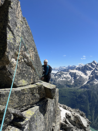 Courmaon, Valle Orco, Andrea Migliano, Lisa Seffusatti - L'apertura di 'Chiodo Fisso' sulla parete NE del Courmaon in Valle dell'Orco (Andrea Migliano, Lisa Seffusatti 04/07/2024)