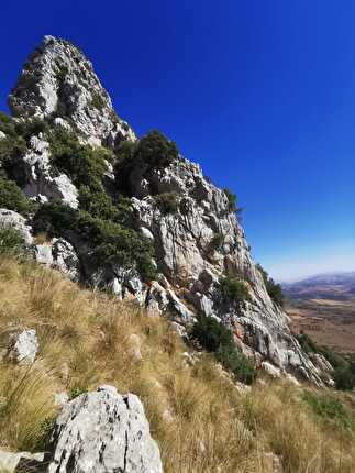 Pizzo Lungo Sicilia Massimo Flaccavento - Salendo lo Spigolo NO del Pizzo Lungo in Sicilia