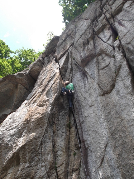 Wonderland - Wonderland, the new trad crag at Oncino in Piemonte