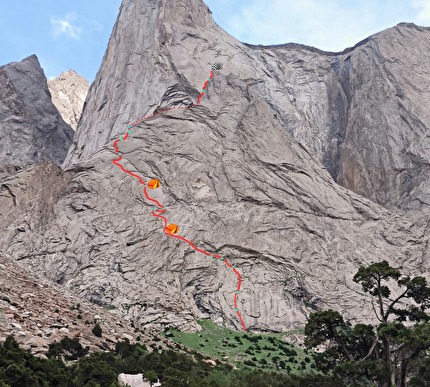 New Romanian climb on Pamir Pyramid in Karavshin valley, Ak-su, Kyrgystan