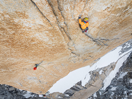 Grand Diedre Desplomando, Trango Tower - Pitch 16 of Grand Diedre Desplomando, Trango Tower (Tomáš Buček, František Bulička, Martin Krasňanský, Michal Mikušinec, summer 2024). ' Great photo of P16. It starts with a pendulum and then follows a crack system. I aided some parts and after some proper whippers added one bolt to fight through.'