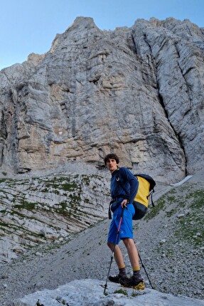 Cima Ghez, Valle d’Ambiez, Dolomiti di Brenta, Rolando Larcher, Alessandro Larcher - La Vita che verrà in Valle d’Ambiez (Dolomiti di Brenta):  Alessandro Larcher