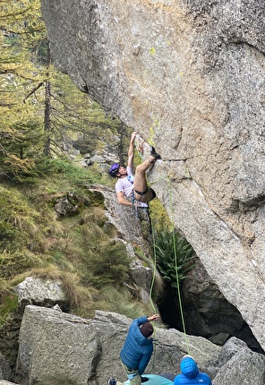 James Pearson - James Pearson si aggiudica la prima ripetizione di 'Shikantaza' in Valle dell’Orco, settembre 2024
