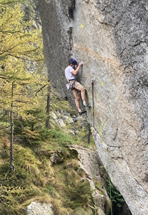 James Pearson - James Pearson si aggiudica la prima ripetizione di 'Shikantaza' in Valle dell’Orco, settembre 2024