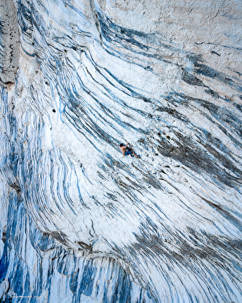 Lorenzo Bogliacino - Lorenzo Bogliacino su 'A Muerte Bilou' (9a+) nel Verdon, Francia