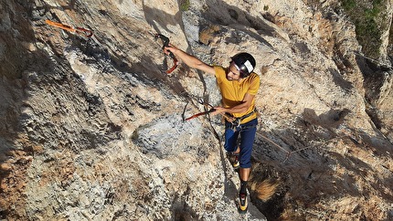 Valle Fredda, Gran Sasso - Drytooling a Valle Fredda, Gran Sasso