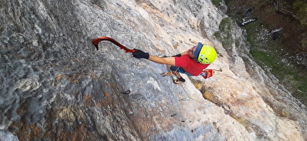 Valle Fredda, Gran Sasso - Drytooling a Valle Fredda, Gran Sasso