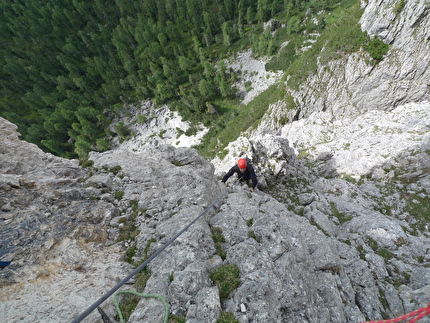 Coston d'Averau, Dolomites, Michal Coubal, Anna Coubalová, Martin Tučka - The first ascent of 'Hasta la vista' on Coston d'Averau, Dolomites (Michal Coubal, Anna Coubalová, Martin Tučka 08/08/2024)